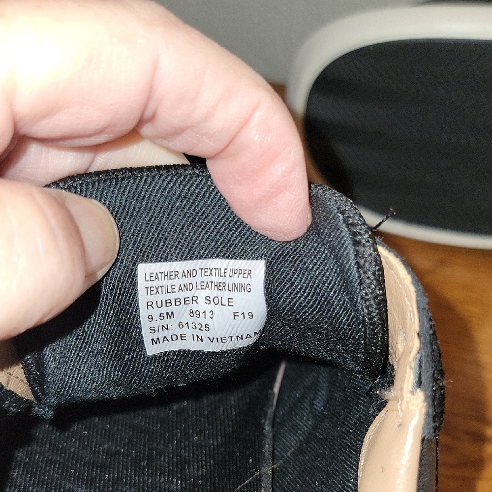 Tory Sport Black and White Sneakers with Cushioned Sole - Picture 7 of 7